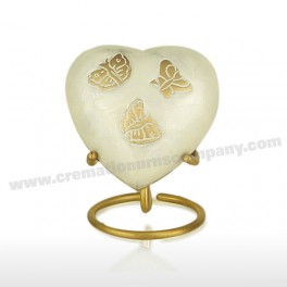 http://www.cremationurnscompany.com/1037-thickbox_default/pearl-butterfly-3inch-heart.jpg