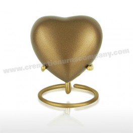 http://www.cremationurnscompany.com/1041-thickbox_default/chestnut-3inch-heart.jpg